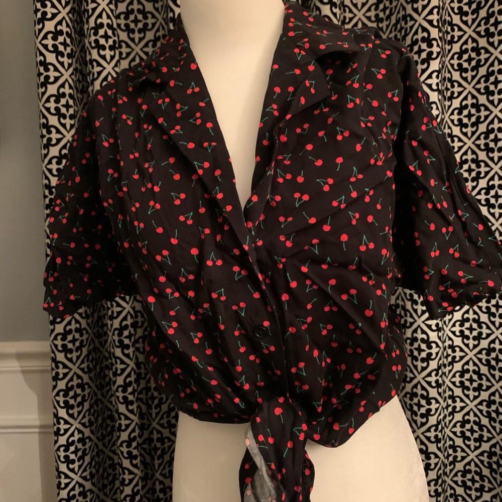 Black collared cherry print shirt - pop sugar